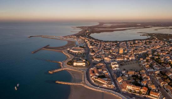 Appartement Duplex Climatise Le Trident Saintes-Maries-de-la-Mer Eksteriør bilde